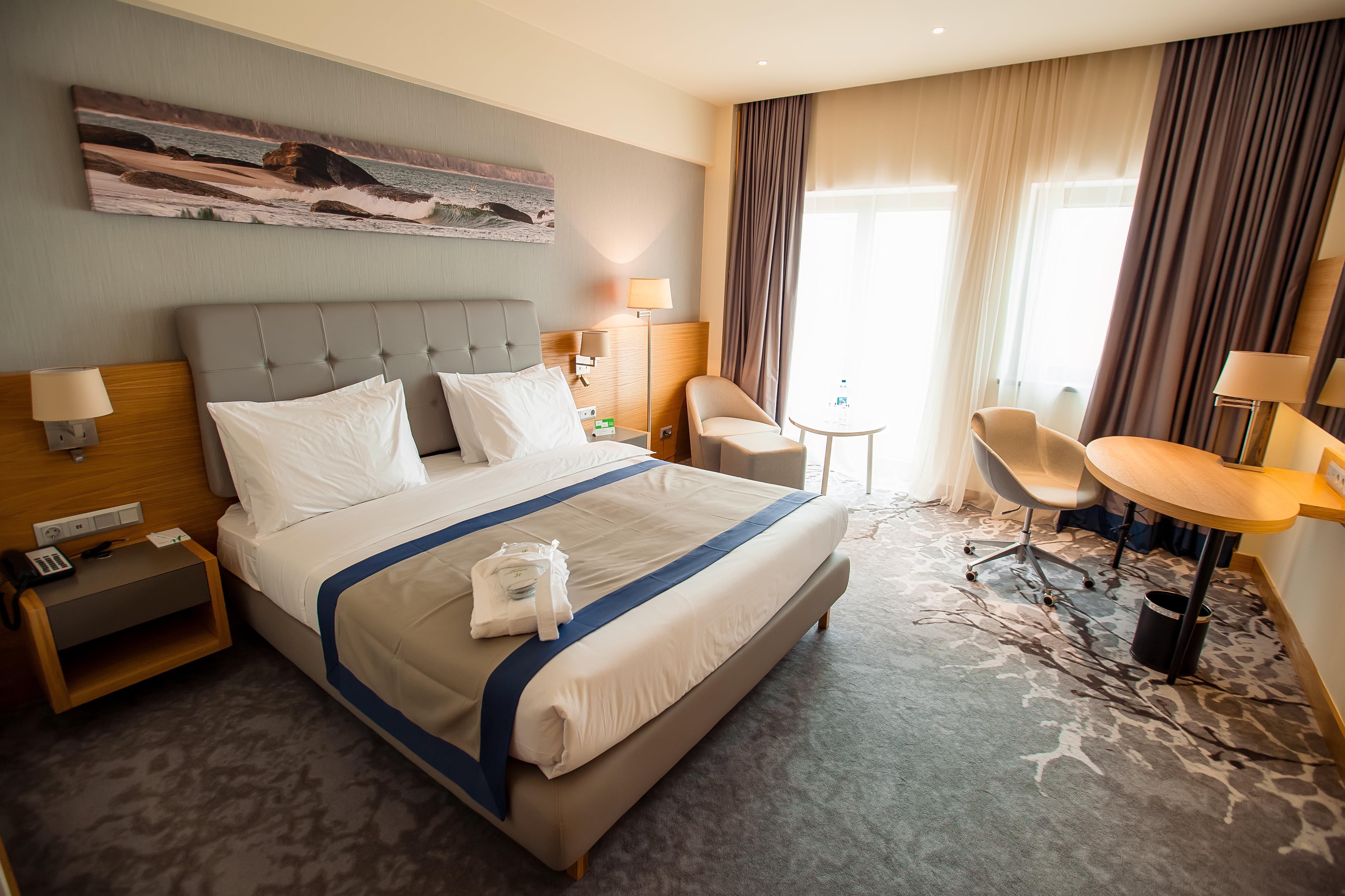 Holiday Inn - Aktau - Seaside By Ihg Eksteriør bilde