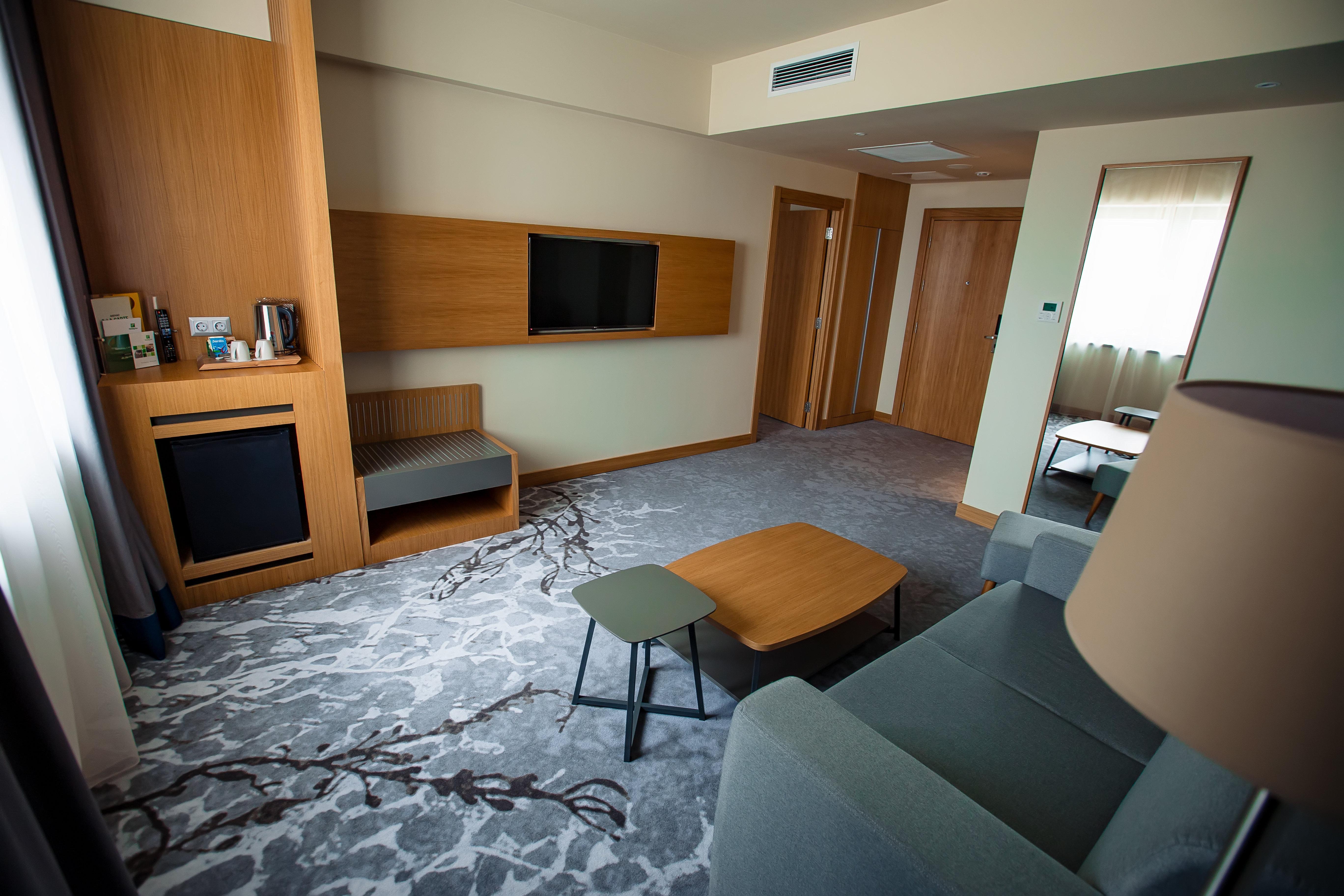 Holiday Inn - Aktau - Seaside By Ihg Eksteriør bilde
