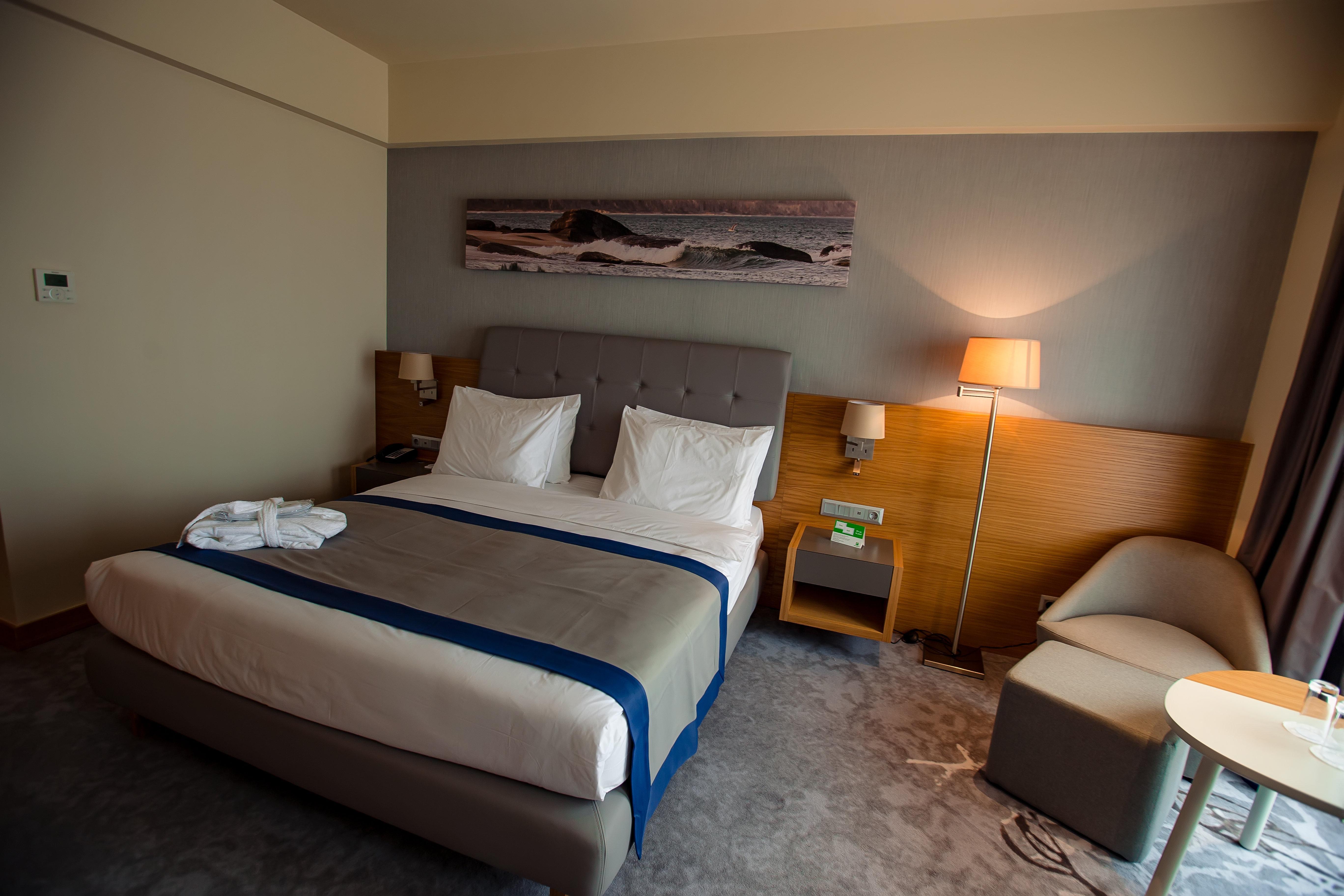 Holiday Inn - Aktau - Seaside By Ihg Eksteriør bilde