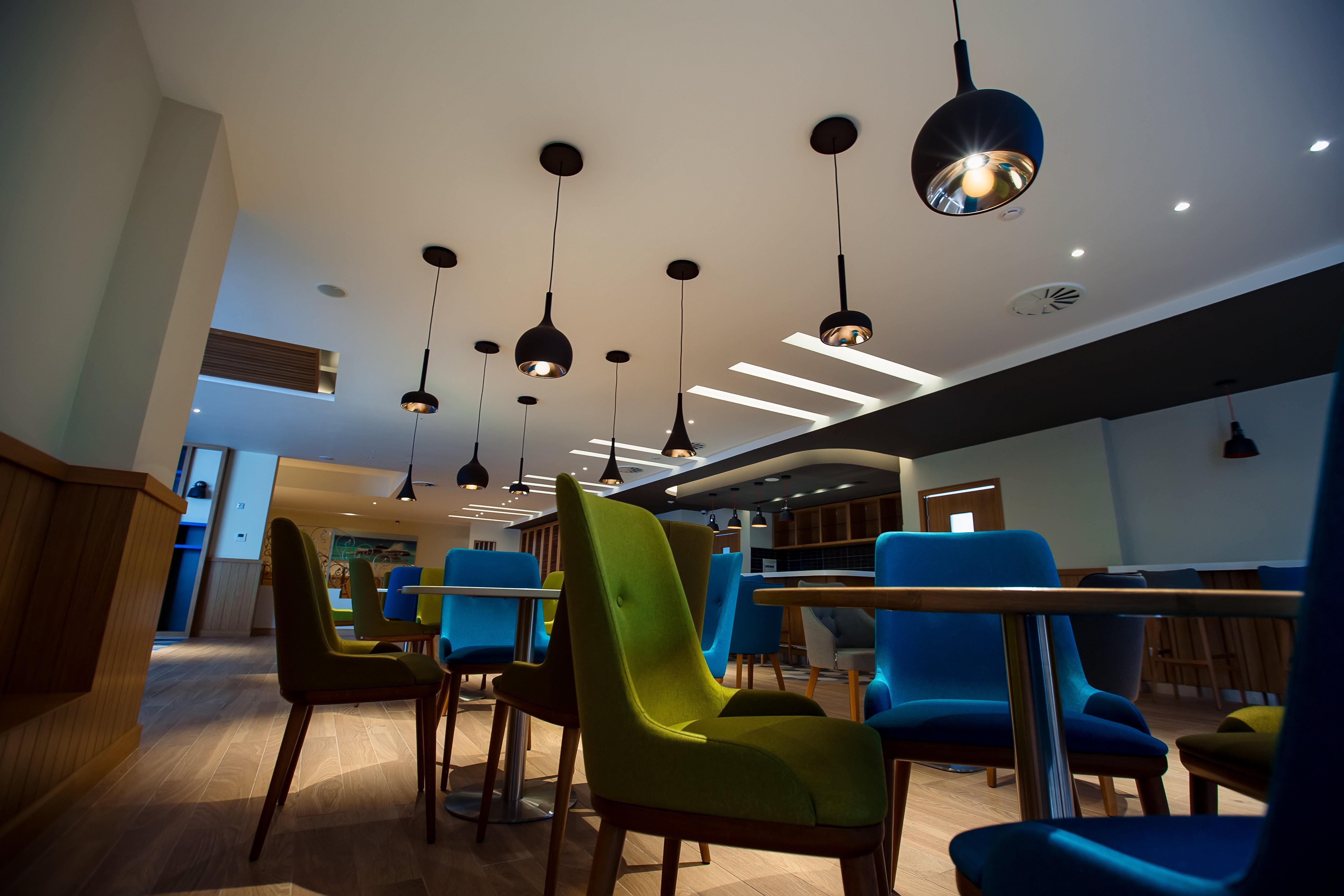 Holiday Inn - Aktau - Seaside By Ihg Eksteriør bilde