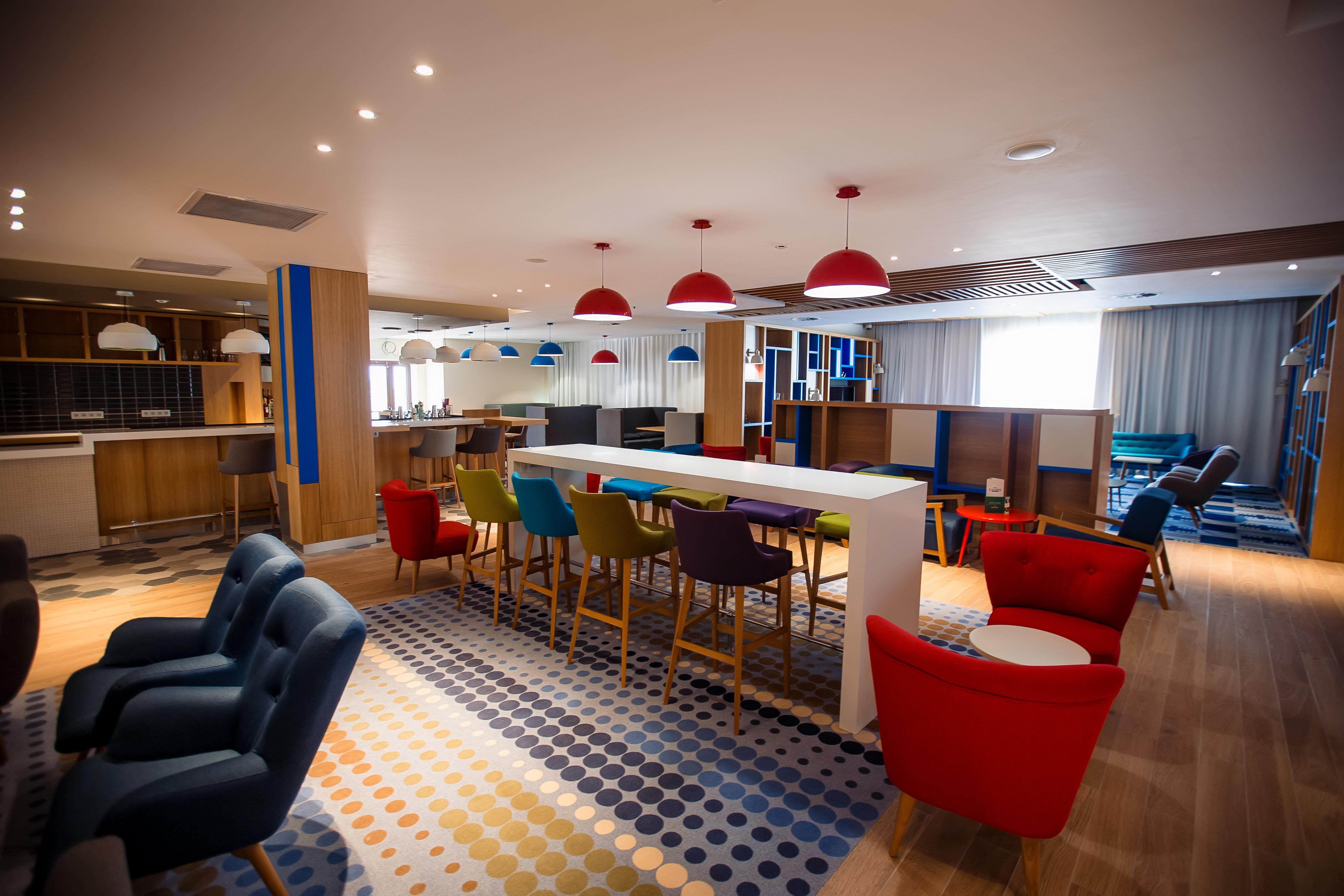 Holiday Inn - Aktau - Seaside By Ihg Eksteriør bilde