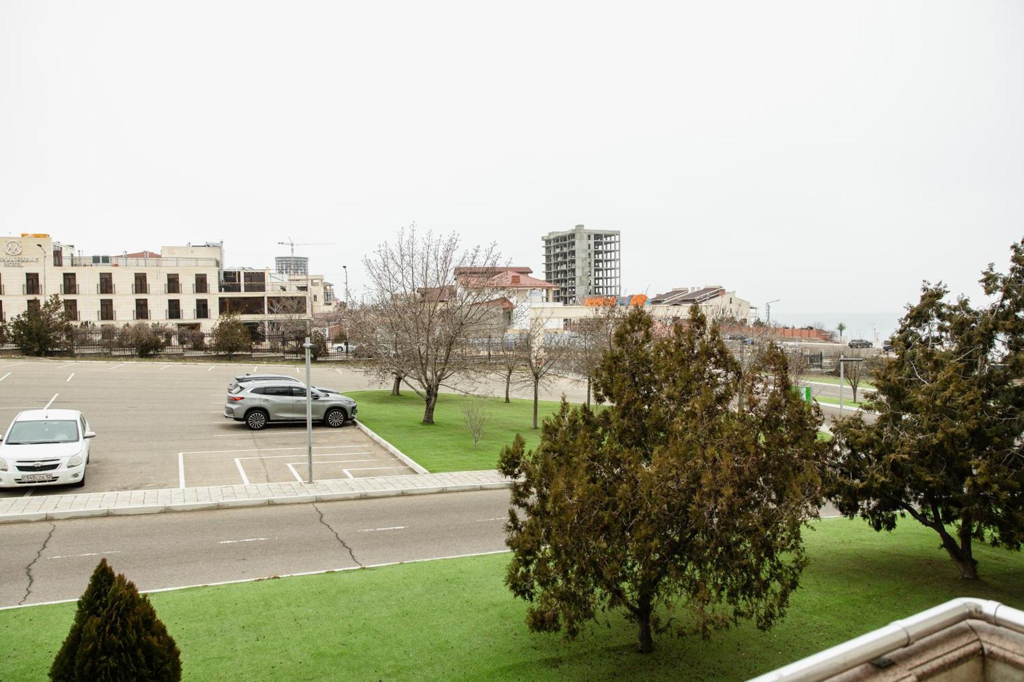 Holiday Inn - Aktau - Seaside By Ihg Eksteriør bilde
