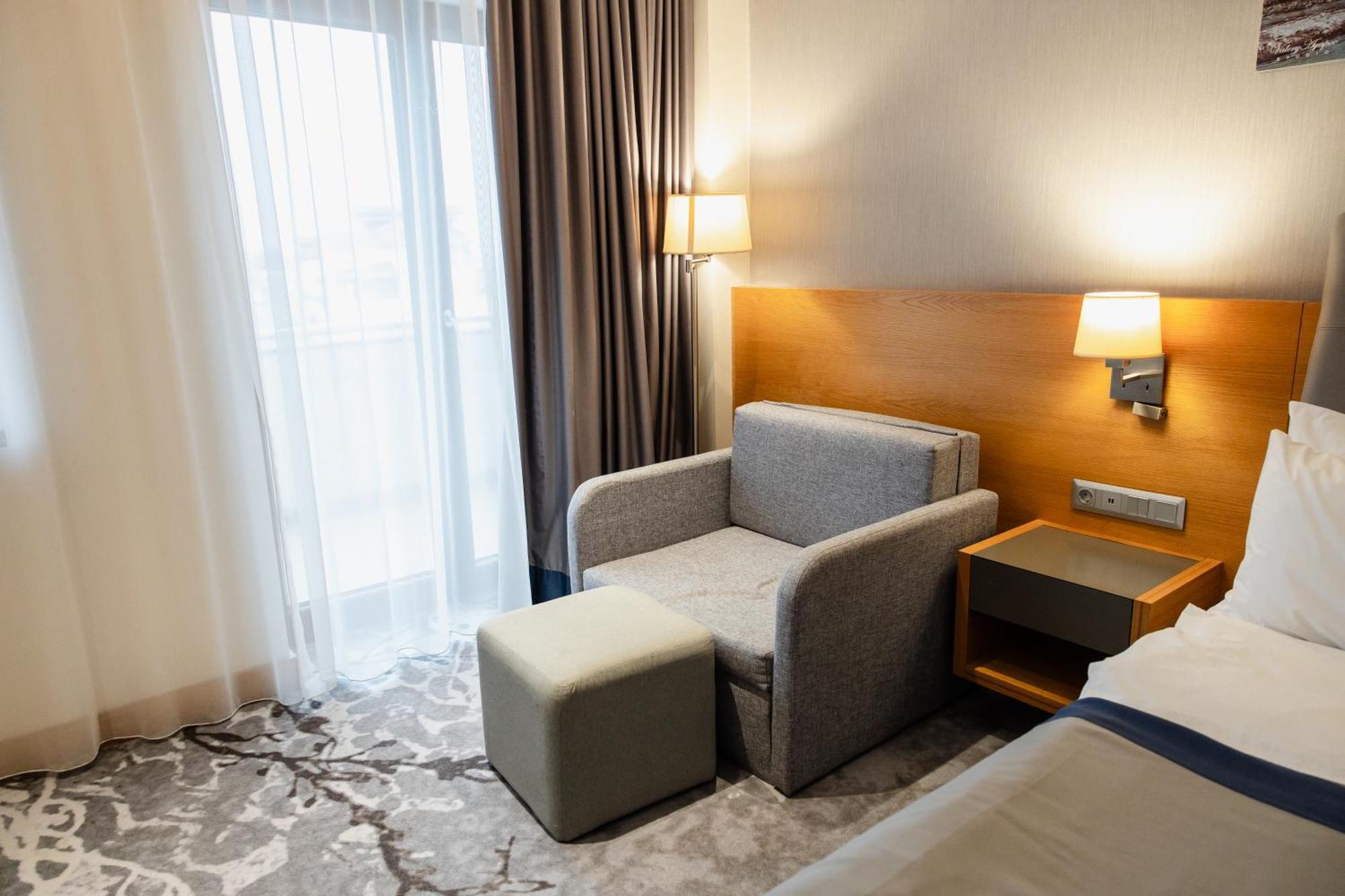 Holiday Inn - Aktau - Seaside By Ihg Eksteriør bilde