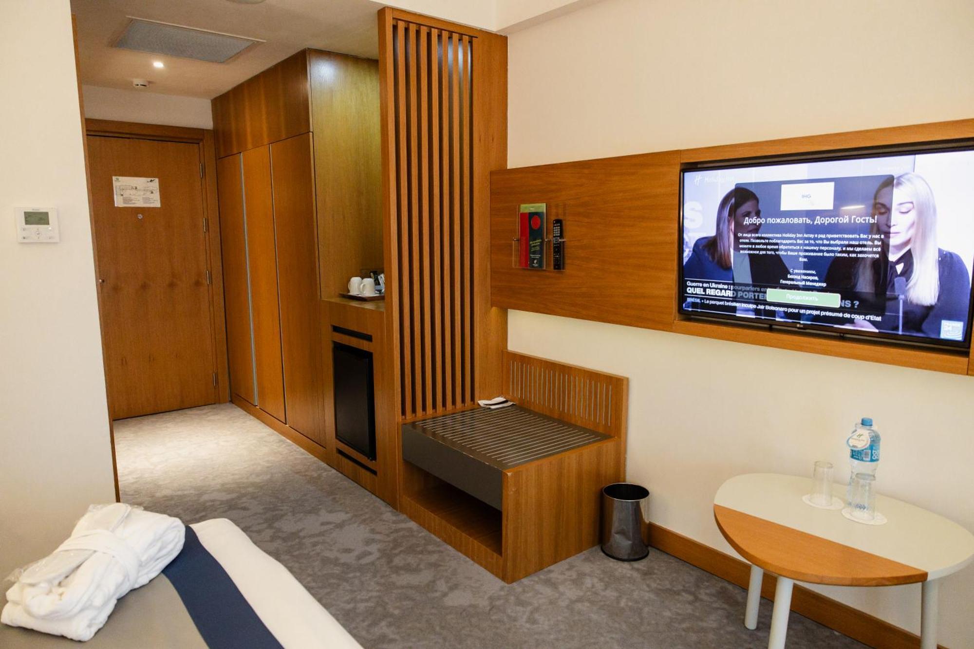 Holiday Inn - Aktau - Seaside By Ihg Eksteriør bilde